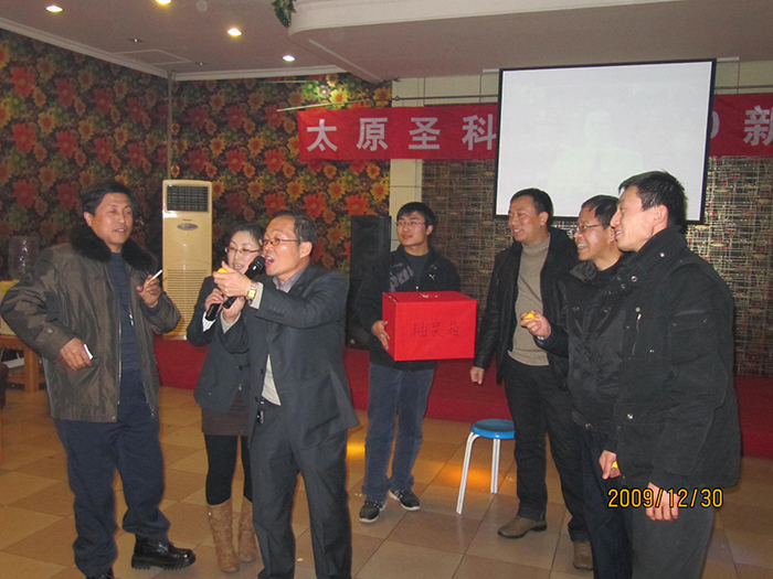 我公司于2009年4月底已将印度埃萨项目所有设备设计制造完毕